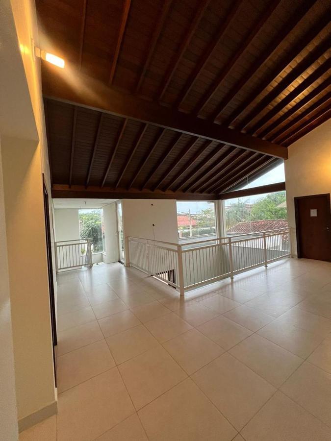 Hostel Familia Castor Итаньяэн Экстерьер фото